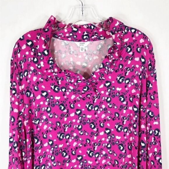 Crown & Ivy Pink & Black Animal Print Ruffle
V Neck Stretch Popover Top - Picture 2 of 9